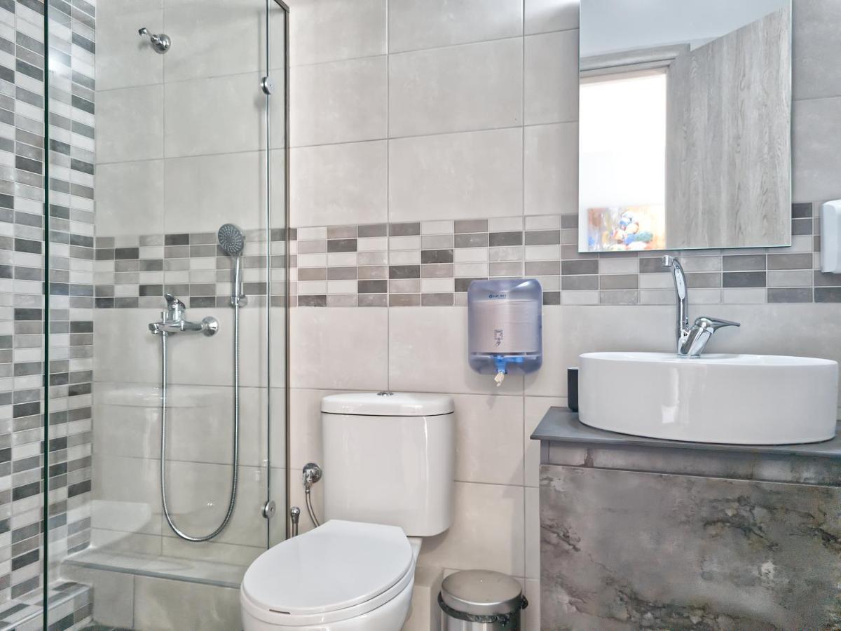 נפפקטוס Epipleon Luxury Suites -104- Δωμάτιο 35Τμ Με Βεράντα 35Τμ Μπροστά Στη Θάλασσα מראה חיצוני תמונה