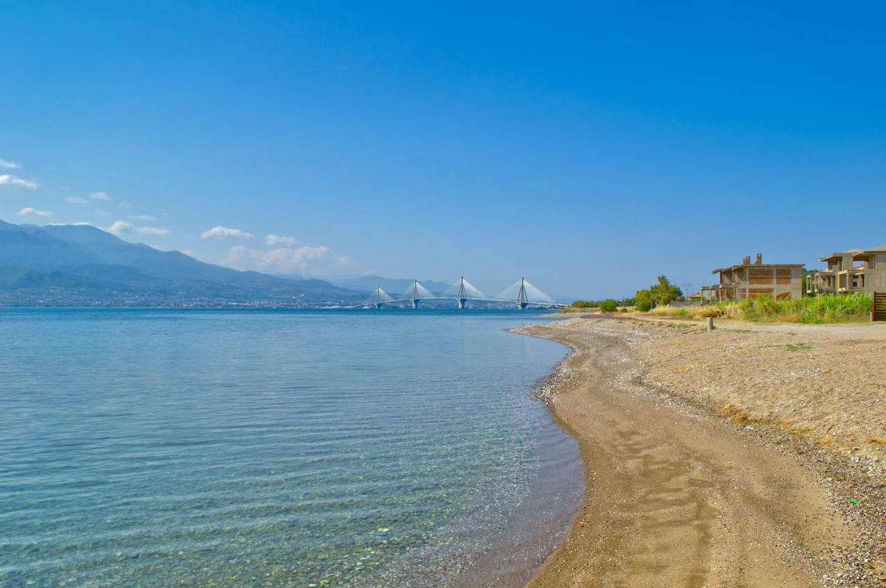 נפפקטוס Epipleon Luxury Suites -104- Δωμάτιο 35Τμ Με Βεράντα 35Τμ Μπροστά Στη Θάλασσα מראה חיצוני תמונה